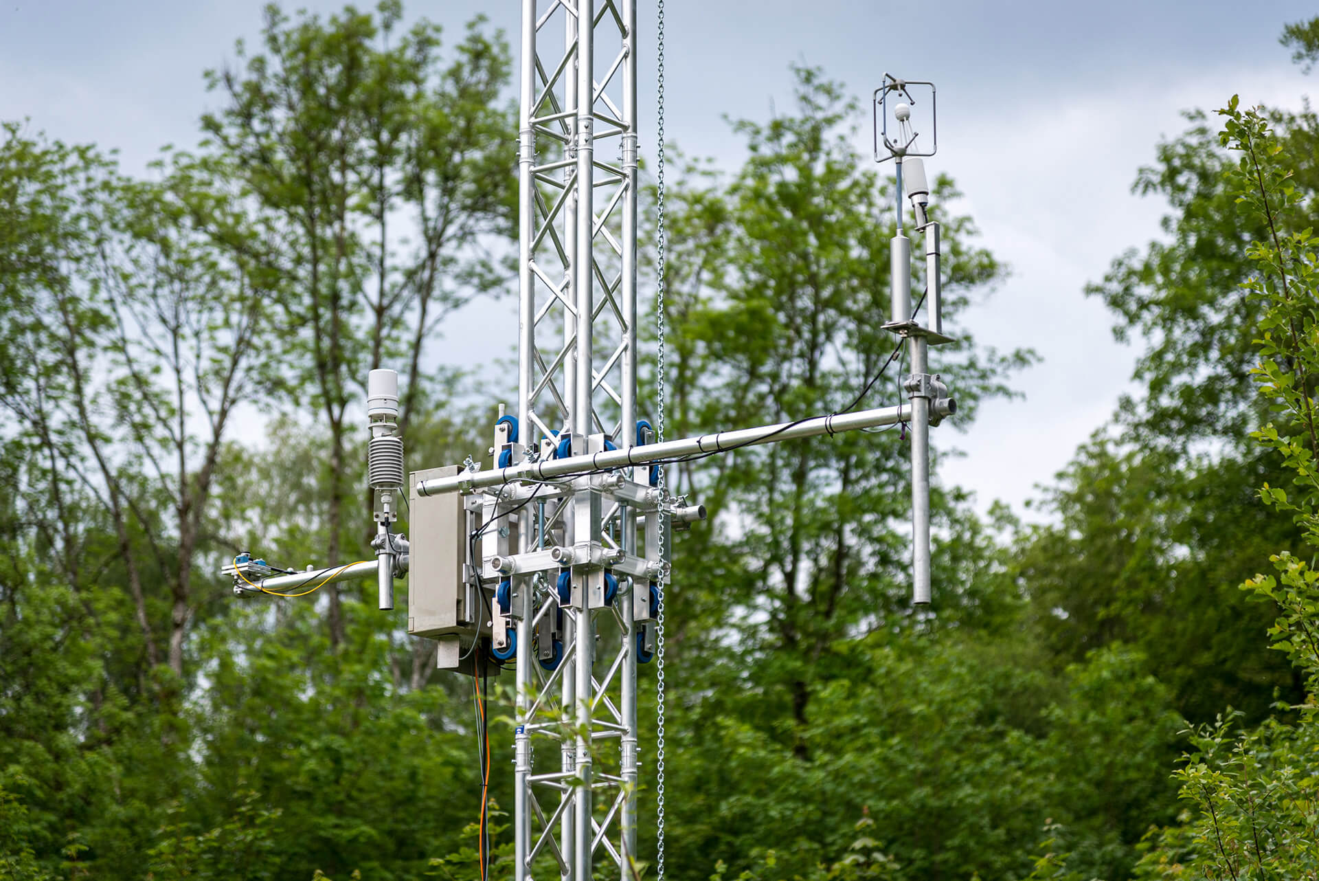 Enlarged view: Close up of instrumentation on tower