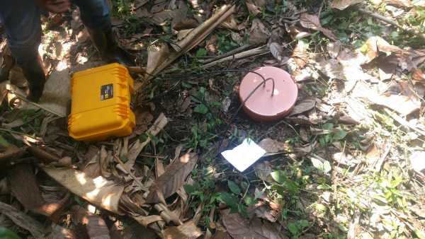 Yellow box connected to closed soil chamber