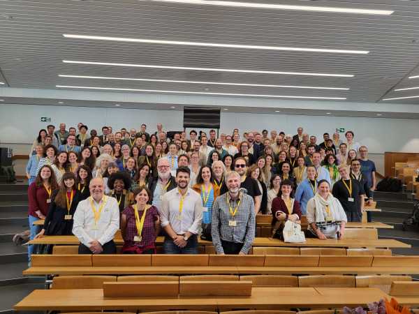 Group picture in a lecture hall