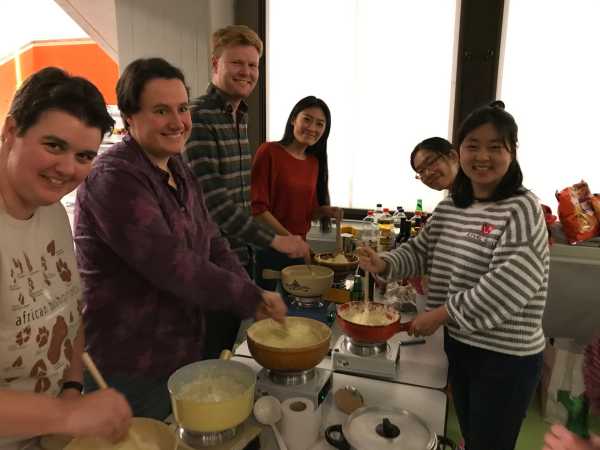 how to prep a cheese fondue